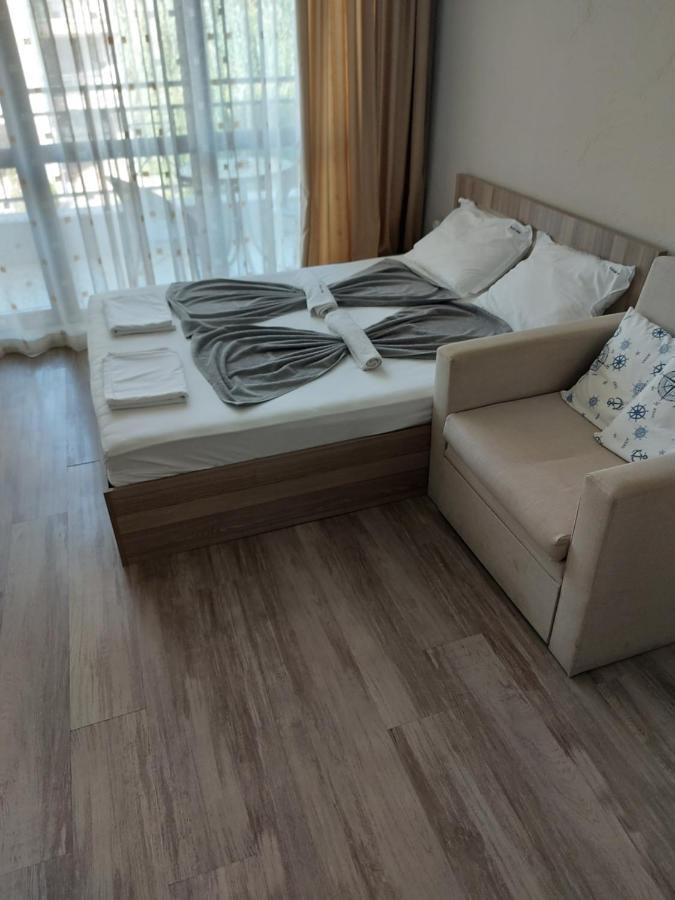 Charming Studio In Sorrento Sole Mare Sveti Vlas Buitenkant foto