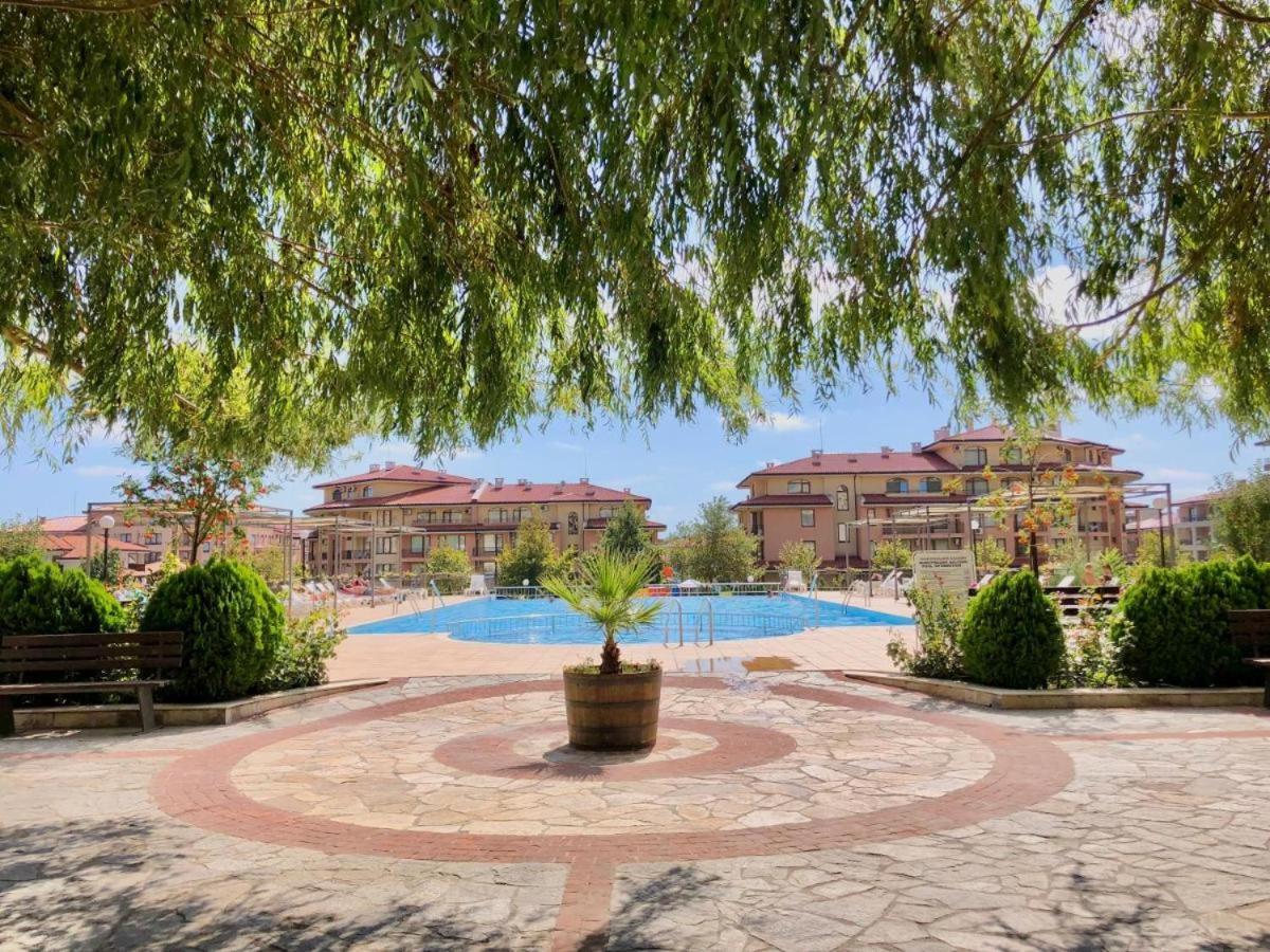 Charming Studio In Sorrento Sole Mare Sveti Vlas Buitenkant foto