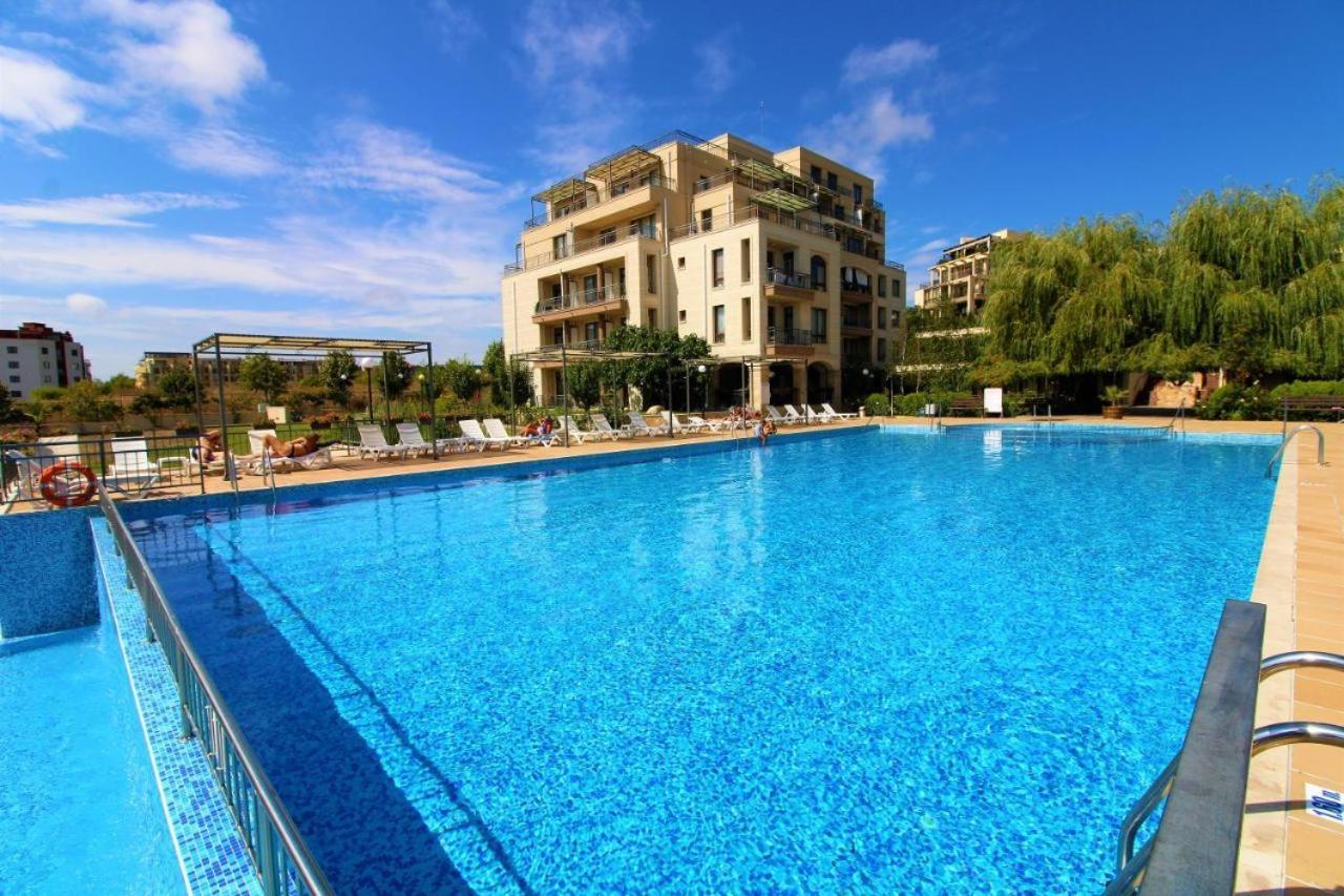 Charming Studio In Sorrento Sole Mare Sveti Vlas Buitenkant foto