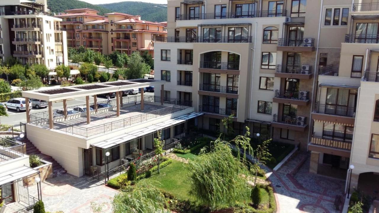 Charming Studio In Sorrento Sole Mare Sveti Vlas Buitenkant foto