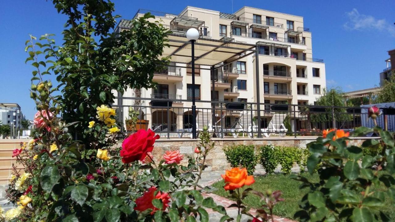 Charming Studio In Sorrento Sole Mare Sveti Vlas Buitenkant foto